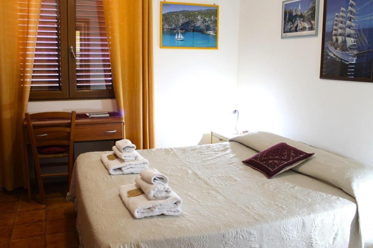 Casa Goletta Soggiorno Per 4 A 2 Minuti Dalla Spiaggia Iunq0334 Cala Gonone Εξωτερικό φωτογραφία