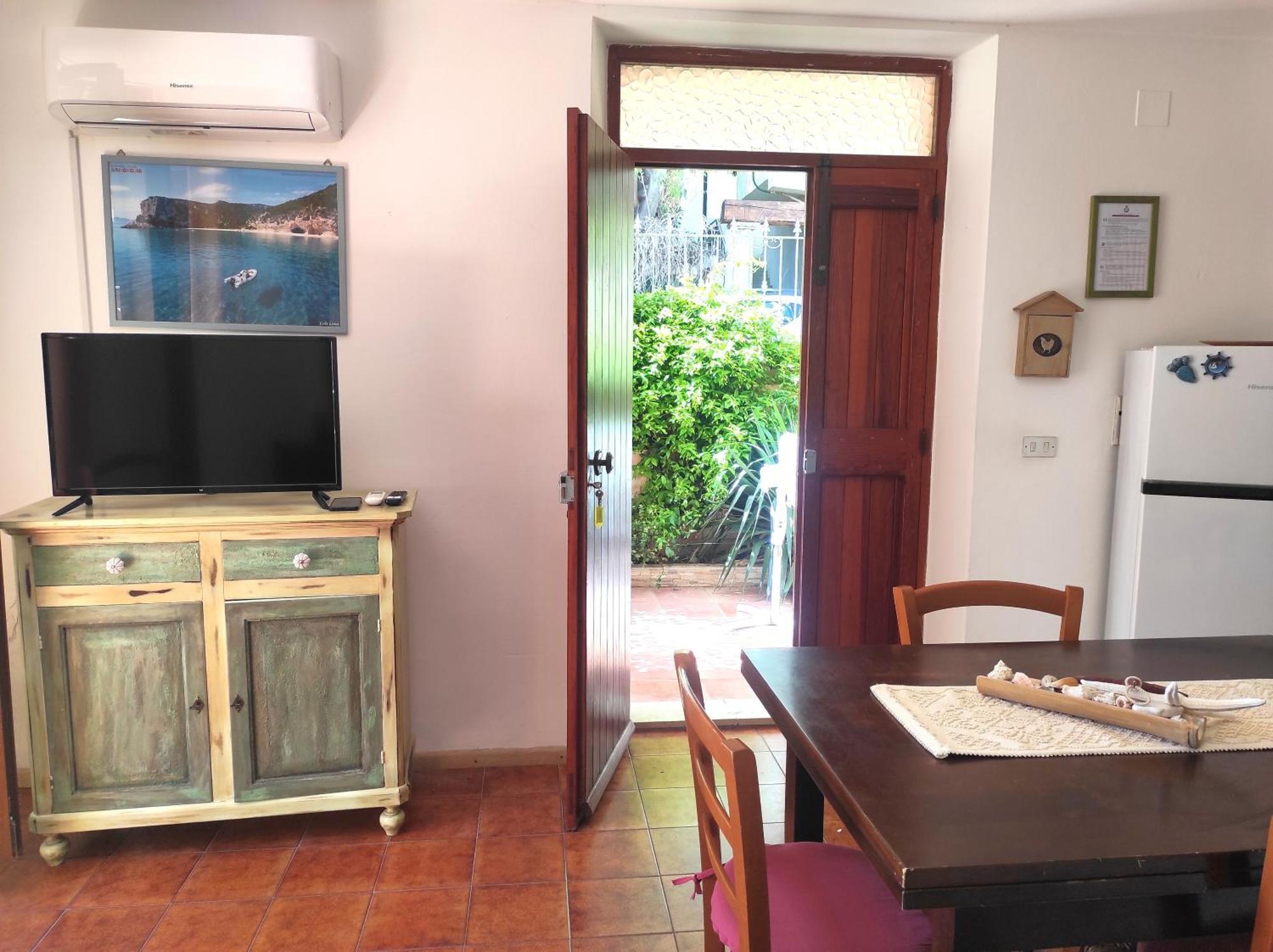 Casa Goletta Soggiorno Per 4 A 2 Minuti Dalla Spiaggia Iunq0334 Cala Gonone Εξωτερικό φωτογραφία